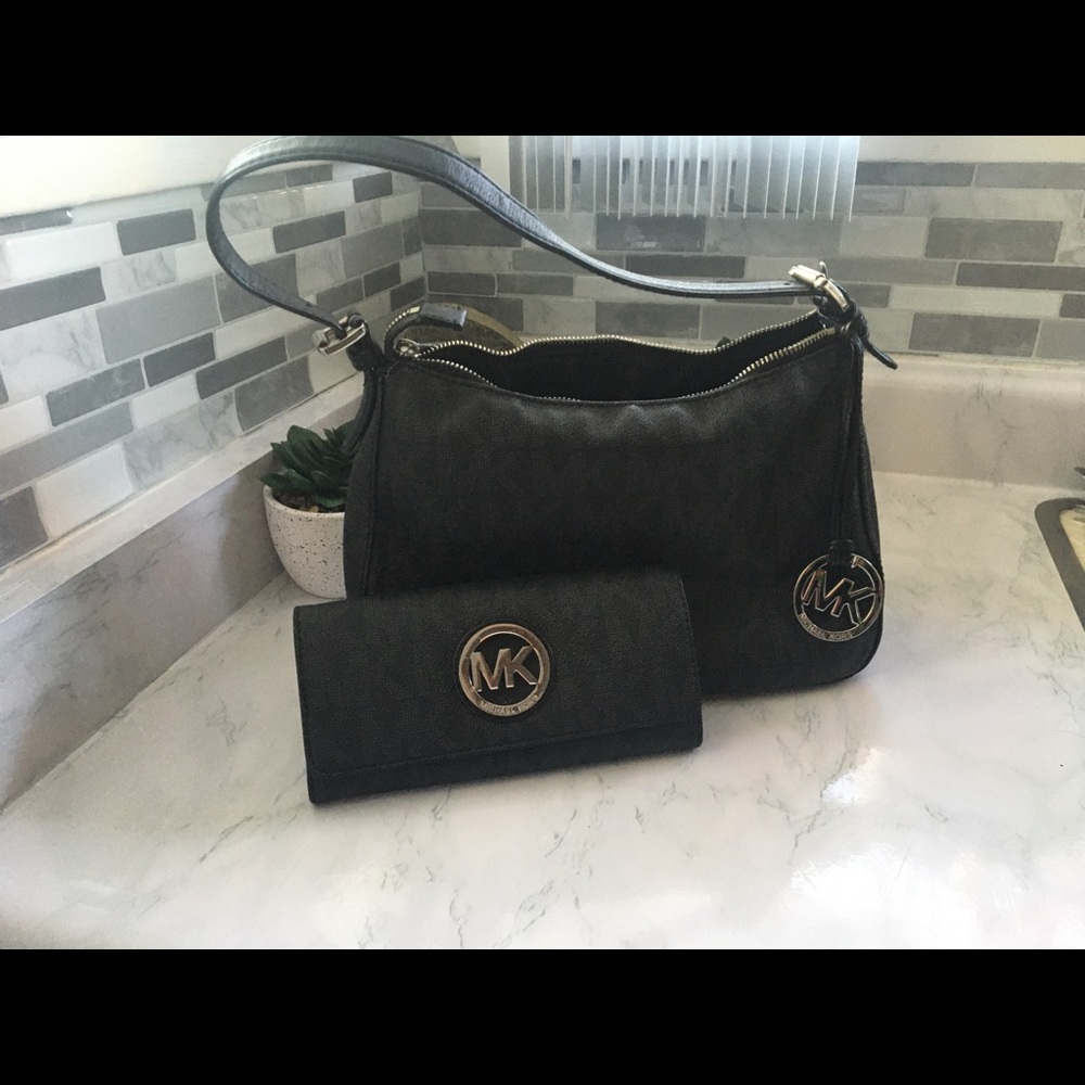 Michael Kors Black MK signature shoulder hand bag